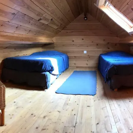 Semesterbostad Le Lakyliot